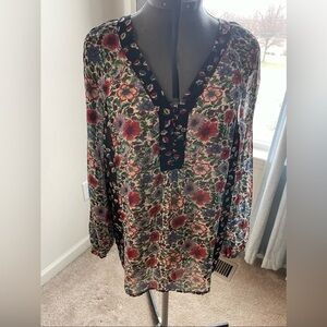 Nanette Lepore long sleeve women’s floral blouse size Small.